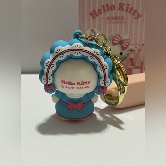 Hello Kitty Charger-Keychain Figure with IOS/USB-C Charge Strap-SECRET FIGURE - Picture 8 of 10